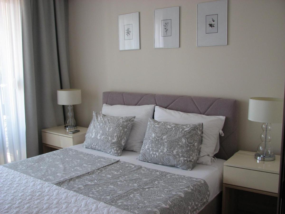 Apartments B&S Lux Budva Exteriör bild