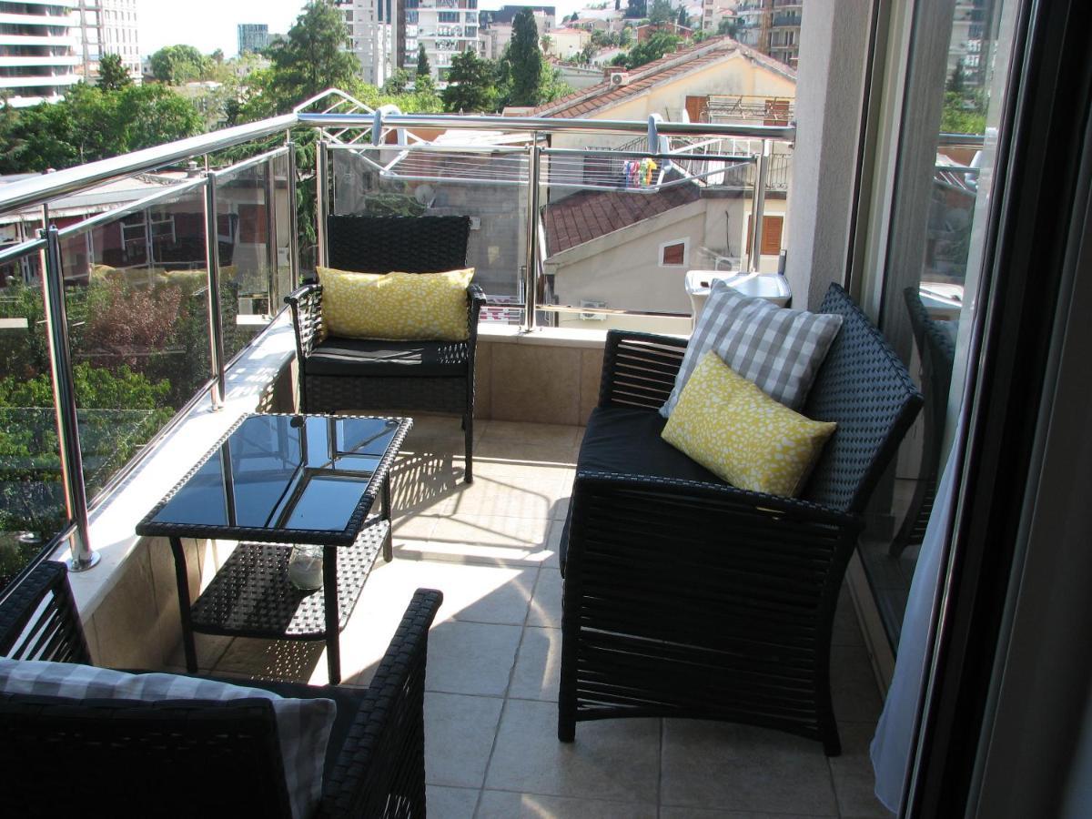 Apartments B&S Lux Budva Exteriör bild