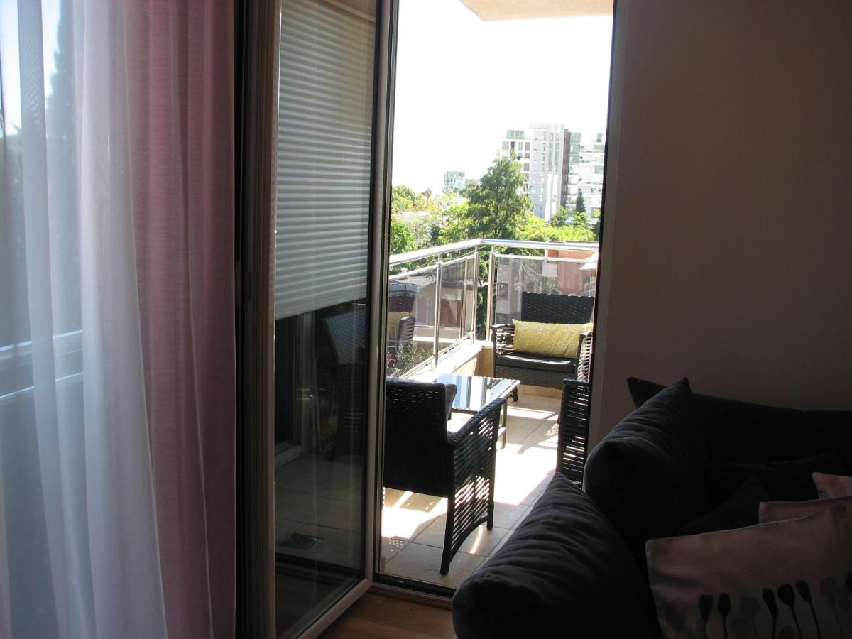 Apartments B&S Lux Budva Exteriör bild