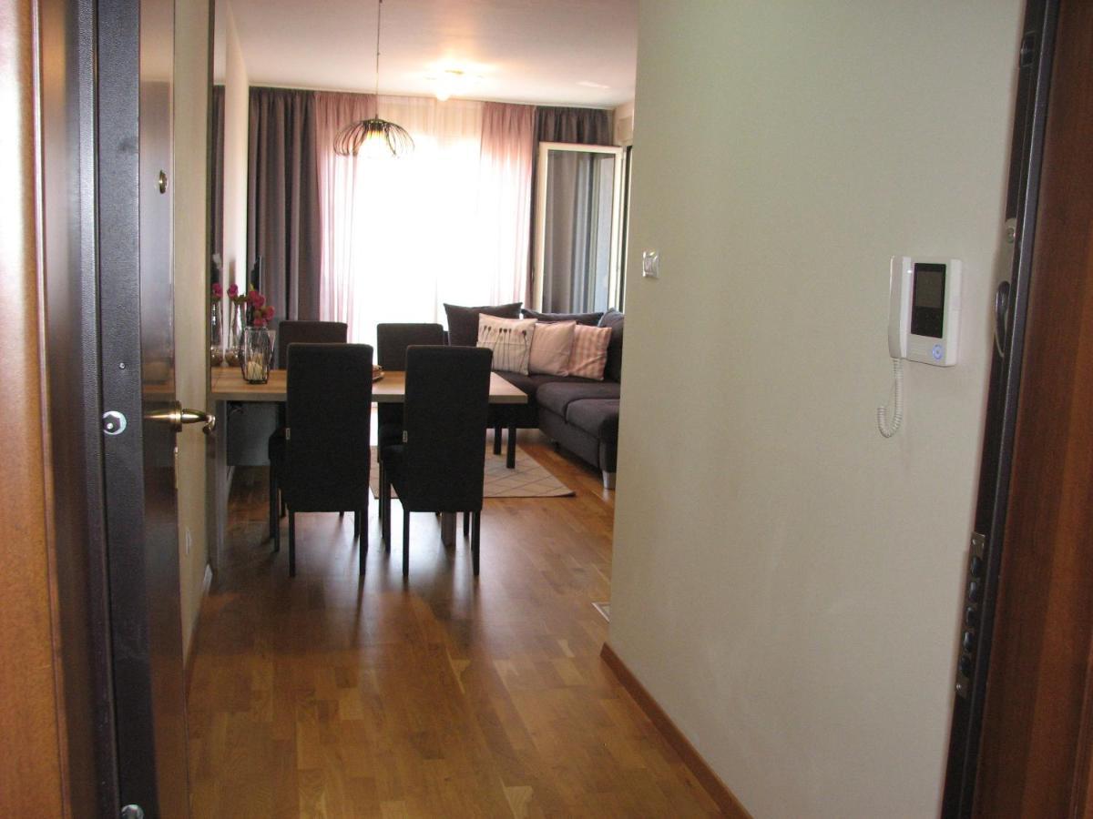 Apartments B&S Lux Budva Exteriör bild