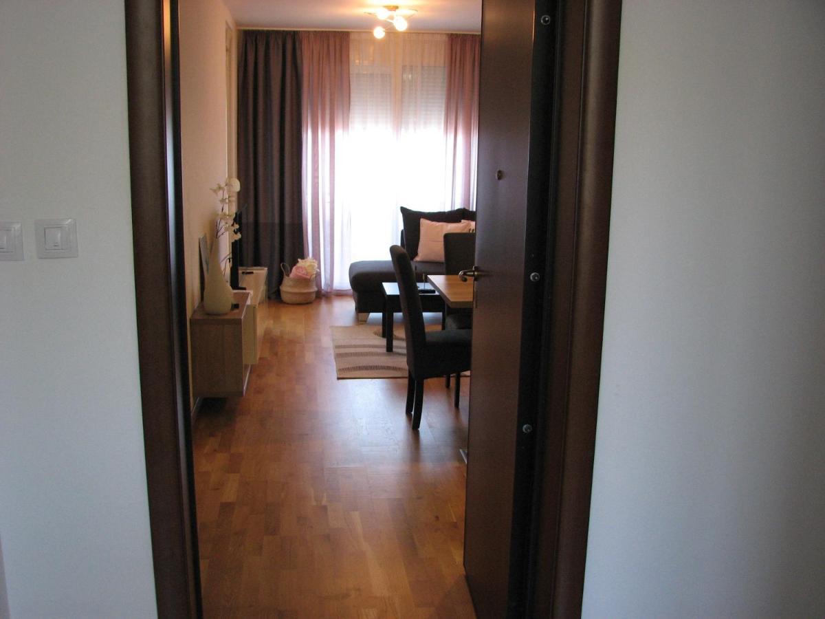 Apartments B&S Lux Budva Exteriör bild