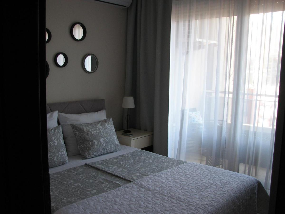 Apartments B&S Lux Budva Exteriör bild